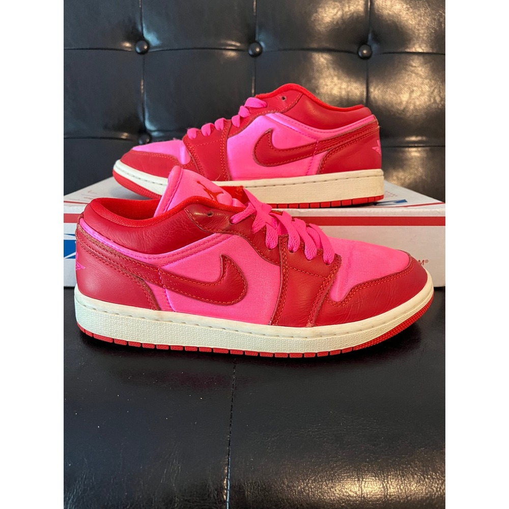 Jordan 1 Low SE Pink Blast